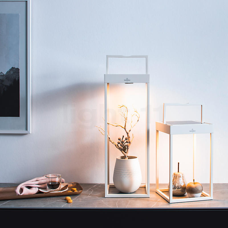 découvrez les nombreux avantages des lampadaires solaires : économisez sur vos factures d'électricité, profitez d'une installation facile et rapide, et optez pour une solution écologique et durable pour éclairer vos espaces extérieurs.