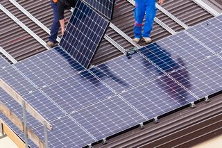 découvrez la durée de vie des panneaux photovoltaïques, leur efficacité sur le long terme, et les facteurs qui influencent leur performance. informez-vous sur la durabilité et l'entretien nécessaire pour maximiser votre investissement en énergie solaire.