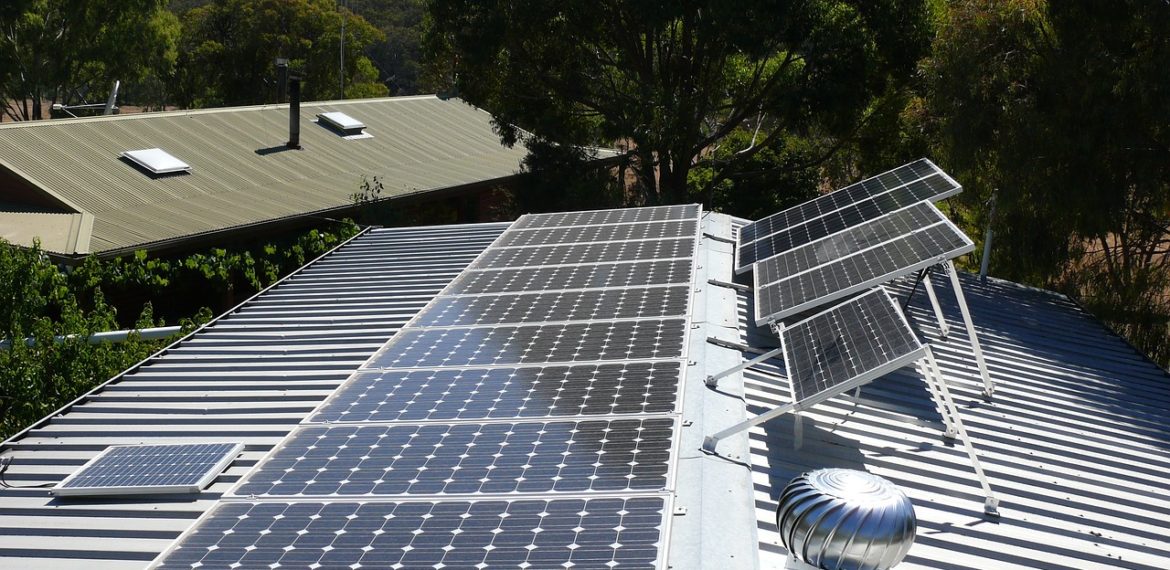 découvrez les avantages des panneaux photovoltaïques pour produire votre propre électricité renouvelable. apprenez comment ces technologies durables contribuent à la réduction des factures d'énergie et à la protection de l'environnement.