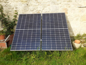 découvrez comment investir dans l'énergie solaire et profiter d'une source d'énergie renouvelable. explorez les avantages financiers, environnementaux et techniques de ce secteur en pleine croissance, et transformez votre espace en un modèle de durabilité.