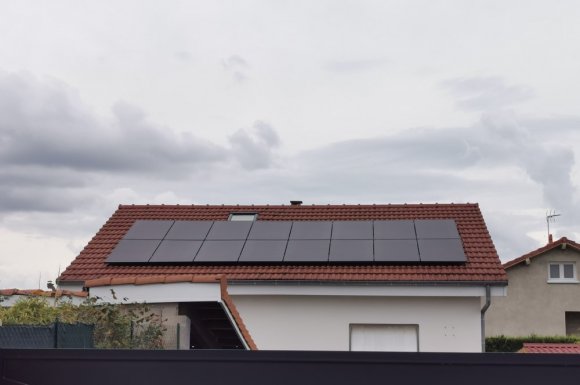 découvrez les avantages des panneaux photovoltaïques en loire. profitez d'une énergie renouvelable, réduisez vos factures d'électricité et contribuez à la préservation de l'environnement grâce à des installations adaptées à vos besoins.