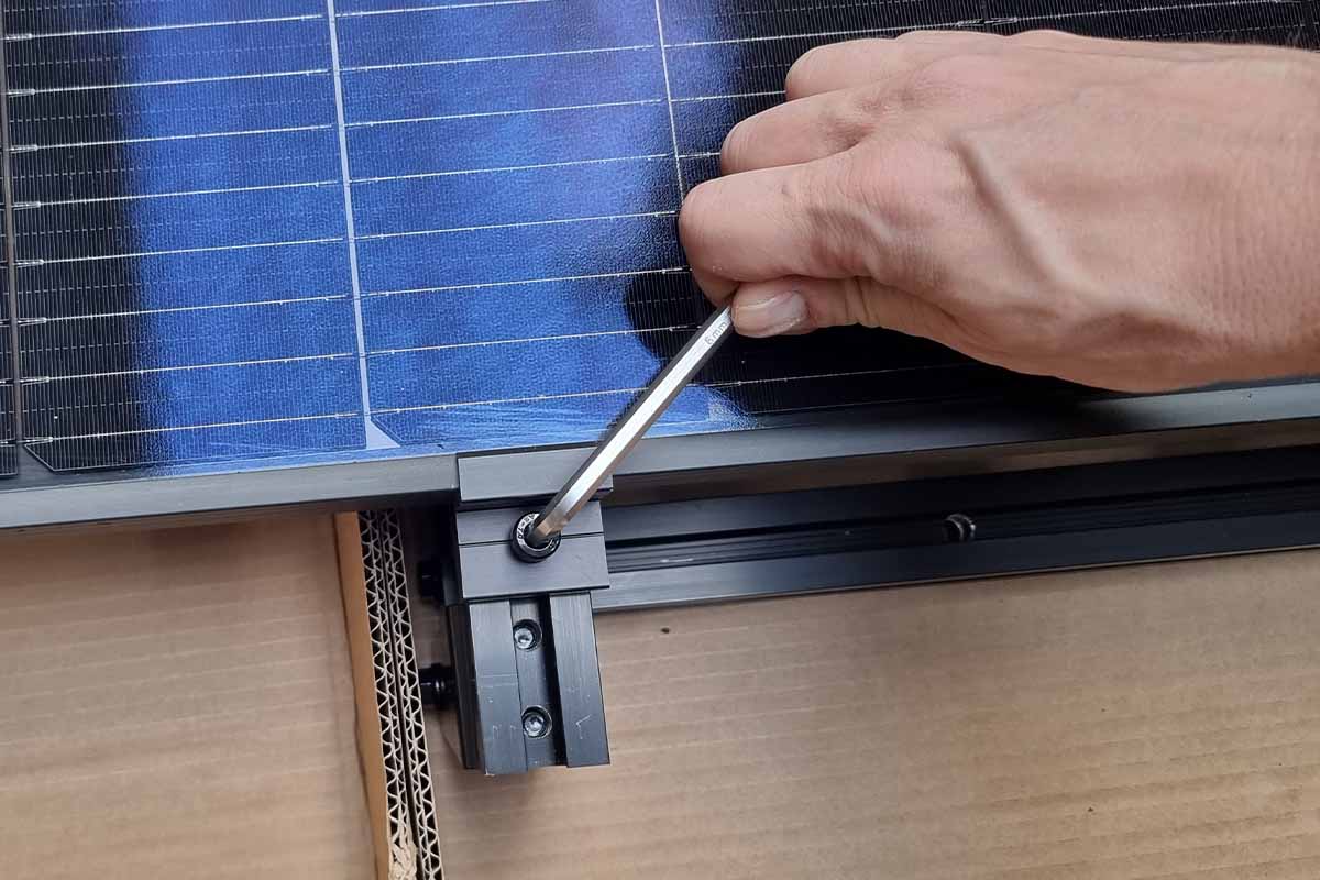 découvrez notre forum dédié aux panneaux photovoltaïques en belgique. échangez des idées, posez vos questions et accédez à des conseils d'experts pour optimiser votre investissement en énergie solaire.