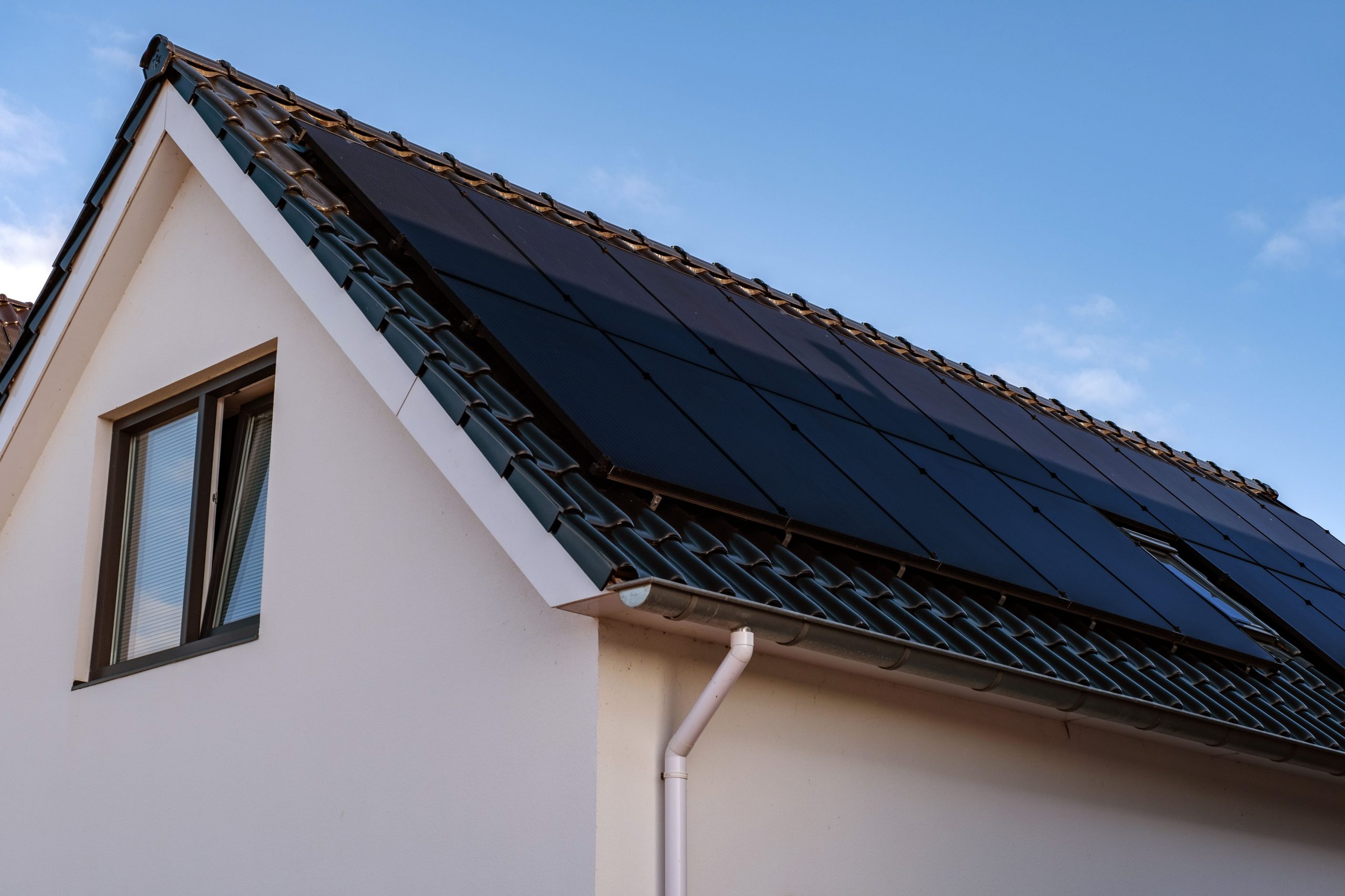 découvrez les causes courantes des pannes photovoltaïques et comment les prévenir. obtenez des conseils pratiques pour assurer le bon fonctionnement de votre installation solaire et maximiser sa durée de vie.