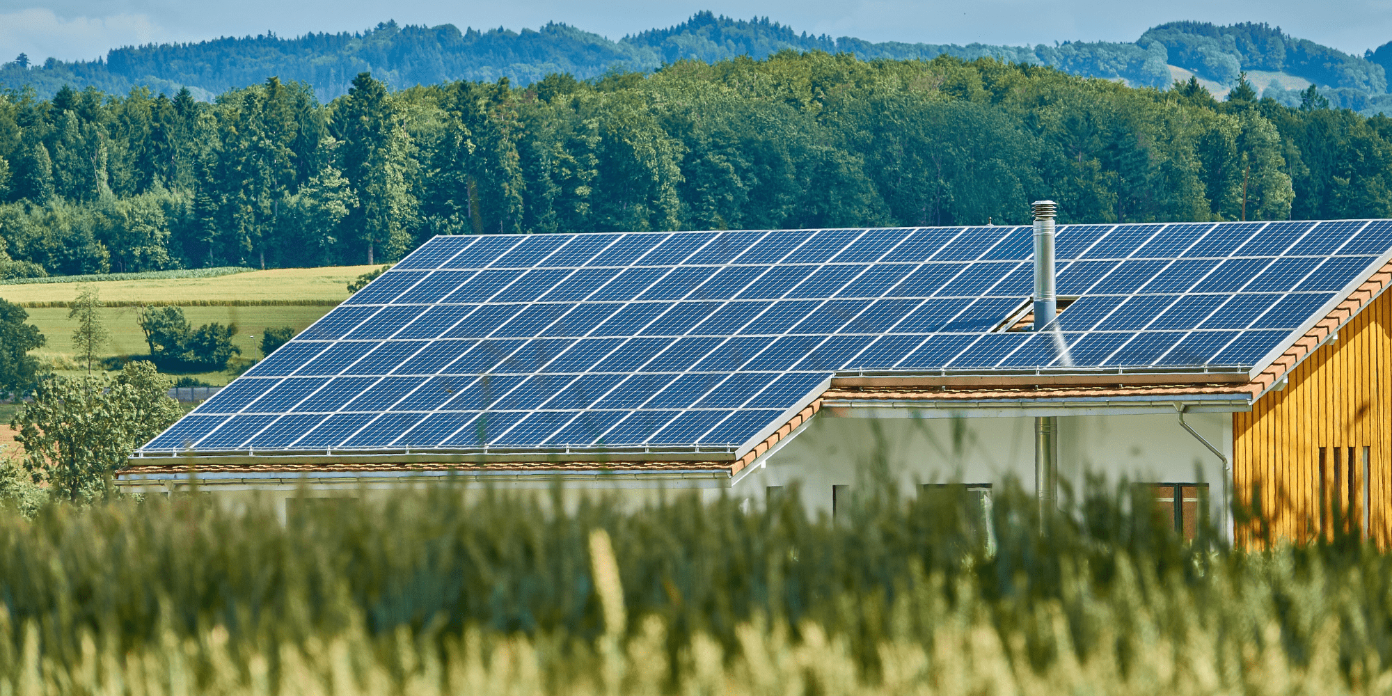 découvrez les nombreux avantages de l'autoconsommation solaire : réduction des factures d'énergie, autonomie énergétique, impact environnemental positif et valorisation de votre patrimoine. optez pour une énergie durable et maîtrisez votre consommation d'électricité grâce à des solutions solaires adaptées à vos besoins.