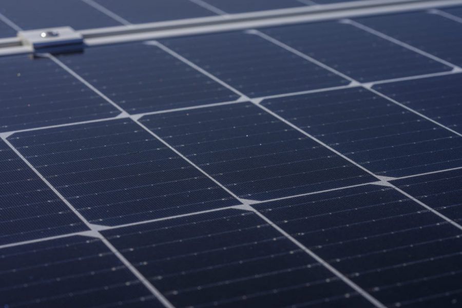 découvrez les nombreux avantages des systèmes photovoltaïques, des économies d'énergie aux bénéfices environnementaux, en passant par l'autonomie énergétique, et comment ils peuvent transformer votre consommation d'électricité.