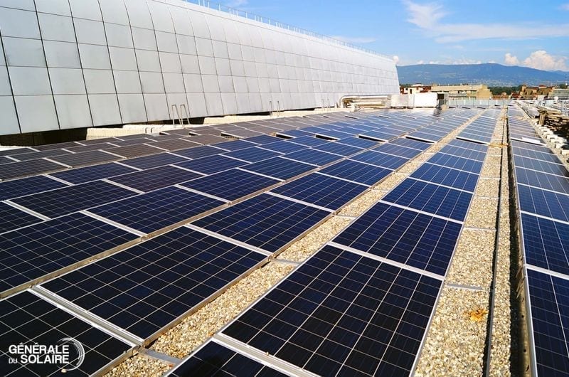 découvrez les dernières innovations photovoltaïques qui révolutionnent le secteur de l'énergie solaire. apprenez comment ces avancées technologiques optimisent l'efficacité, réduisent les coûts et contribuent à un avenir durable. explorez le potentiel des panneaux solaires de nouvelle génération et leur impact sur l'environnement.