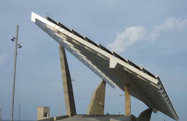 découvrez le forum photovoltaïque, votre espace d'échanges et de partage d'informations sur l'énergie solaire. rejoignez notre communauté d'experts et d'amateurs du photovoltaïque pour discuter des dernières technologies, des aides financières, et des projets innovants. ensemble, construisons un avenir durable grâce à l'énergie renouvelable.