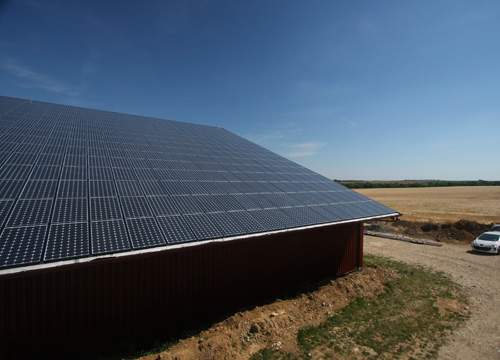 découvrez notre avis sur la location de toitures photovoltaïques. informez-vous sur les avantages, les retours d'expérience, et les options disponibles pour maximiser votre investissement en énergies renouvelables.