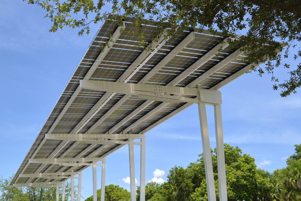 découvrez nos abris photovoltaïques, une solution innovante et écologique pour protéger vos véhicules tout en produisant de l'énergie renouvelable. alliez confort, durabilité et économies d'énergie avec nos structures adaptées à tous vos besoins.