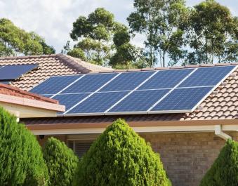 découvrez les dernières nouvelles et innovations dans le domaine de l'énergie photovoltaïque. restez informé sur les tendances, les technologies émergentes et les politiques environnementales qui façonnent l'avenir de l'énergie solaire.