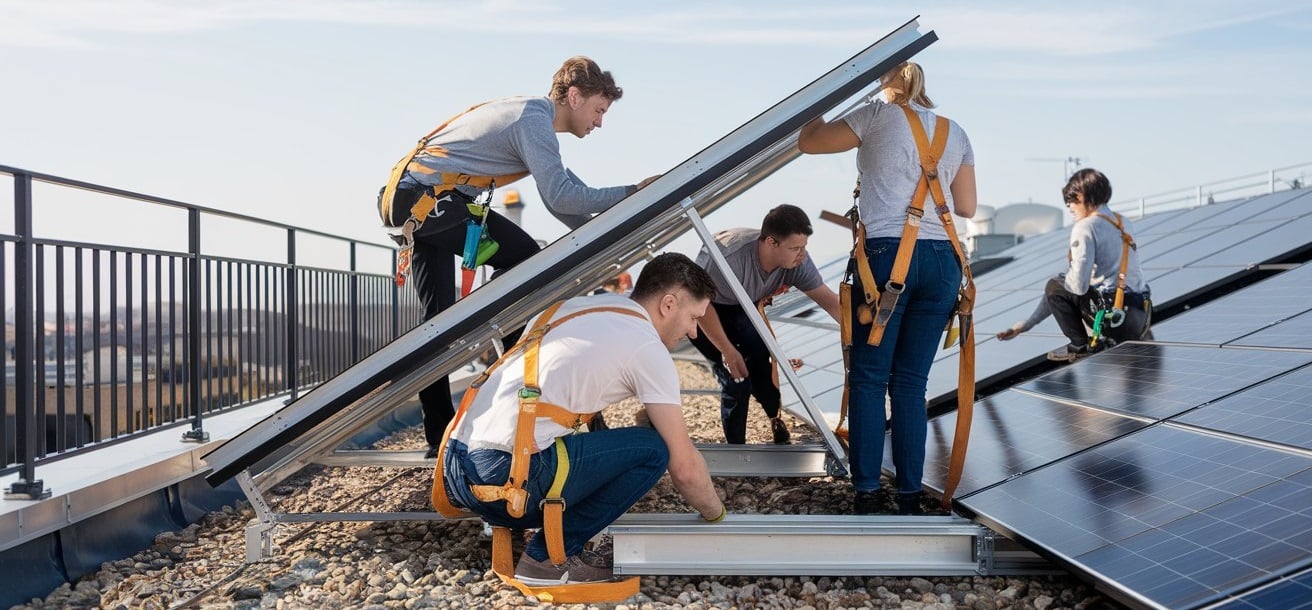 découvrez comment bénéficier de l'aide photovoltaïque pour financer l'installation de panneaux solaires. optimisez votre investissement énergétique tout en contribuant à la transition écologique grâce à notre guide complet des subventions et aides disponibles.