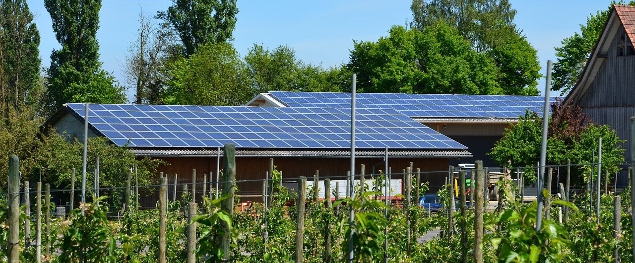 découvrez les différentes aides photovoltaïques disponibles pour soutenir votre projet d'énergie solaire. profitez de subventions, de crédits d'impôt et d'autres dispositifs financiers pour réduire le coût de votre installation et maximiser votre rendement énergétique.