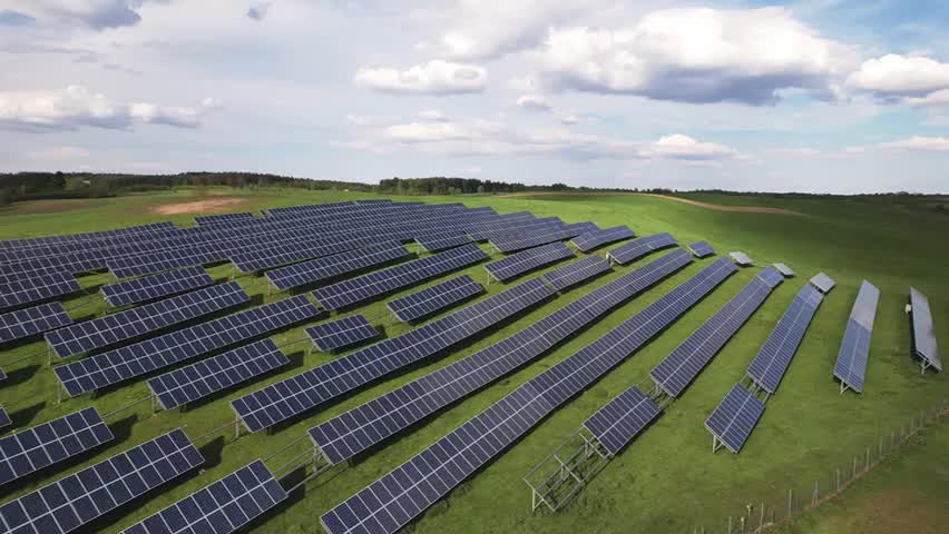 découvrez les différentes aides photovoltaïques disponibles pour les agriculteurs en france. maximisez votre investissement dans l'énergie solaire grâce à des subventions, des prêts à taux réduit et des conseils personnalisés pour optimiser vos projets photovoltaïques.