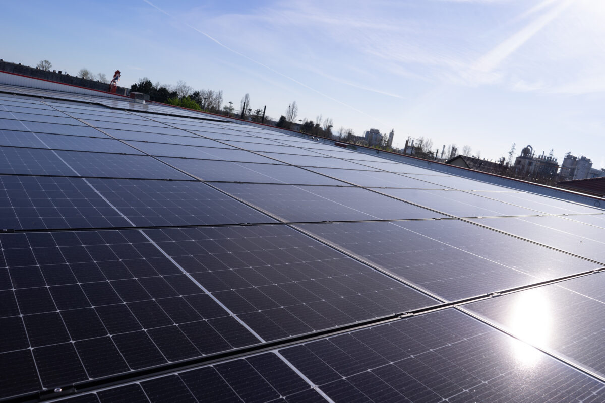 découvrez les opportunités offertes par notre appel d'offre photovoltaïque. participez à la transition énergétique en proposant vos solutions innovantes et contribuez à la production d'énergie renouvelable en france. soumettez votre candidature dès aujourd'hui pour rejoindre ce projet durable.