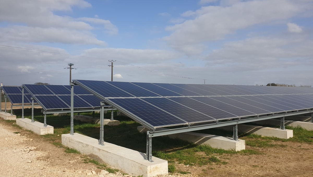 découvrez les associations solaires en france qui œuvrent pour la promotion de l'énergie solaire, le développement durable et la sensibilisation à l'écologie. rejoignez des initiatives locales pour contribuer à la transition énergétique tout en bénéficiant de conseils et de ressources pour vos projets solaires.