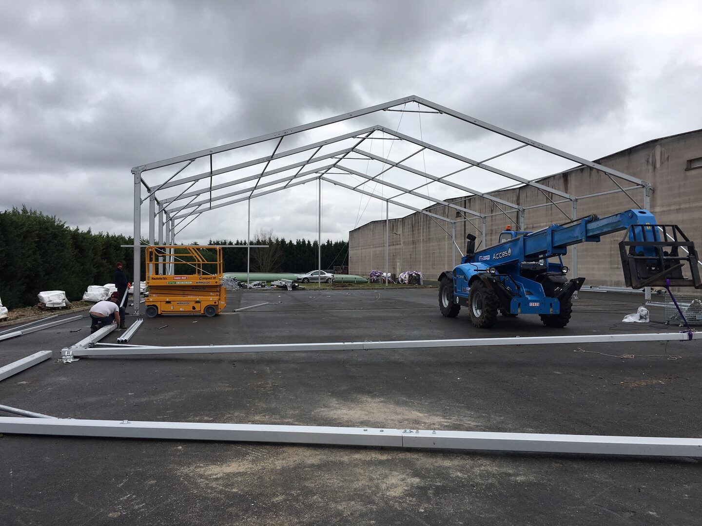 découvrez les avantages de solliciter des devis pour la construction de hangars photovoltaïques grâce à notre forum. échangez des expériences, comparez des offres et optimisez votre projet d'énergie renouvelable en toute simplicité.
