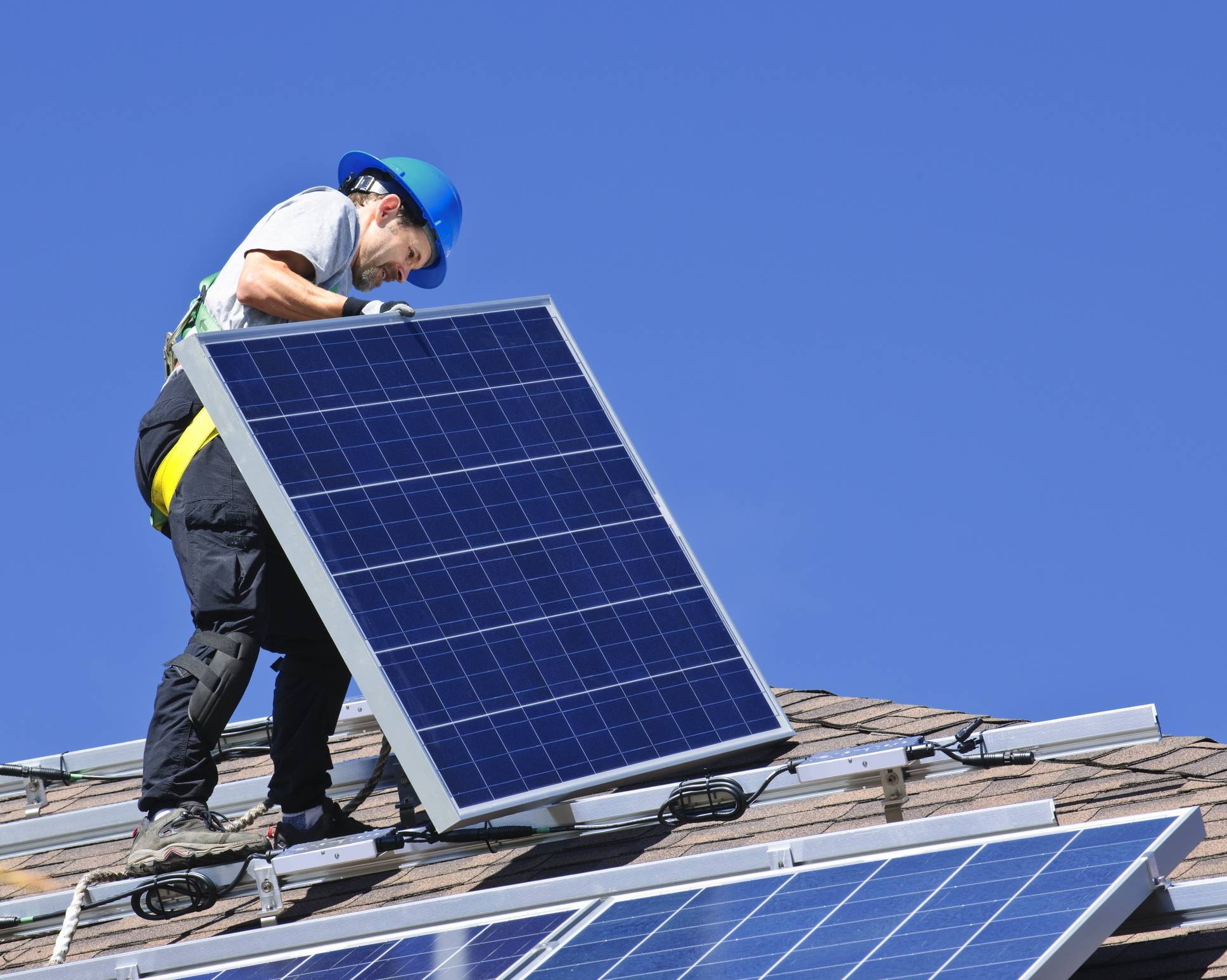 découvrez les nombreux avantages des trackers photovoltaïques, des dispositifs innovants qui optimisent la production d'énergie solaire en suivant le mouvement du soleil. améliorez l'efficacité de votre installation solaire et maximisez votre retour sur investissement avec cette technologie performante.