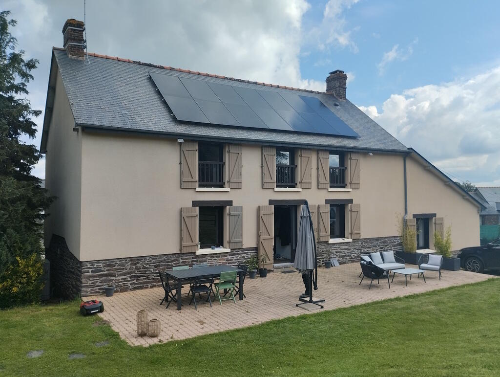 découvrez les enjeux et les perspectives d'avenir de l'énergie photovoltaïque. cet article explore les innovations technologiques, les avantages environnementaux et les opportunités de développement durable offertes par le solaire. impulsez vos connaissances sur le photovoltaïque et participez à la transition énergétique.