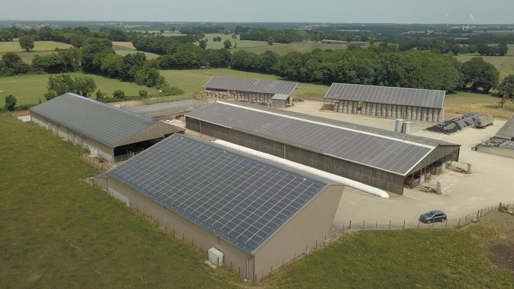 découvrez les avis et retours d'expérience sur les hangars photovoltaïques. informez-vous sur leur efficacité, leur coût et les avantages d'une installation solaire pour optimiser votre espace et réduire votre empreinte carbone.