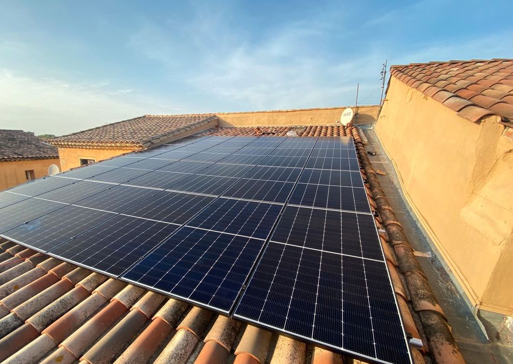découvrez notre analyse complète sur les avis concernant les panneaux photovoltaïques. comparez les expériences des utilisateurs, les performances, et les avantages de l'énergie solaire pour faire le meilleur choix pour votre installation.