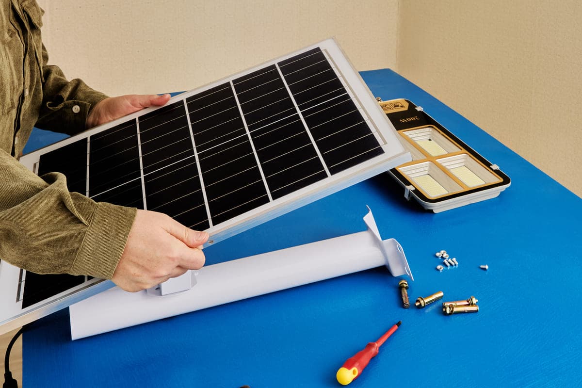 découvrez notre avis complet sur les panneaux solaires : avantages, inconvénients et performance. informez-vous pour prendre une décision éclairée sur votre investissement énergétique et profitez d'une énergie verte et durable.