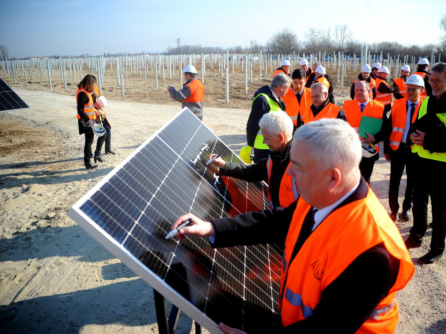 découvrez notre avis complet sur les panneaux solaires en alsace. analyse des performances, recommandations d'installateurs locaux, avantages économiques et écologiques. informez-vous avant de vous lancer dans l'énergie solaire!