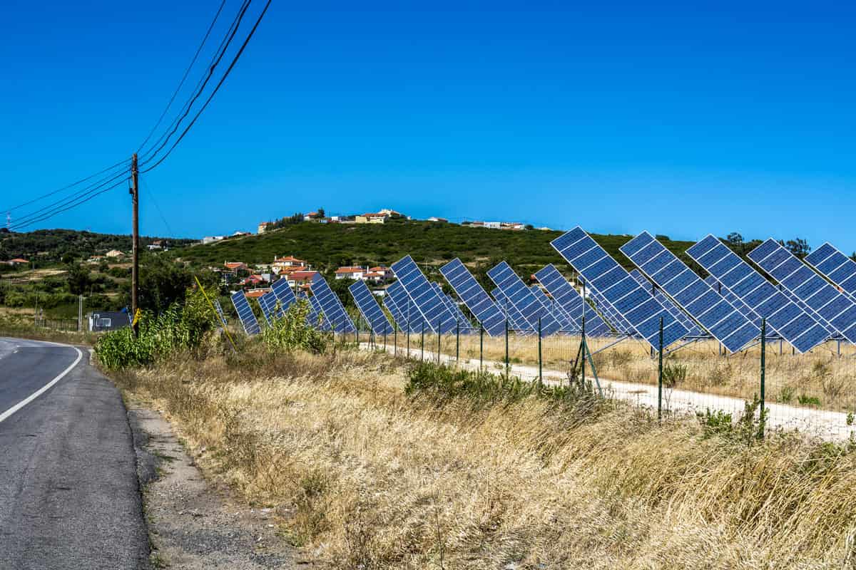 découvrez les avis sur les panneaux solaires en bretagne. informez-vous sur les expériences des utilisateurs, les avantages et inconvénients des installations solaires, ainsi que des conseils pratiques pour réussir votre projet d'énergie renouvelable dans cette région ensoleillée.