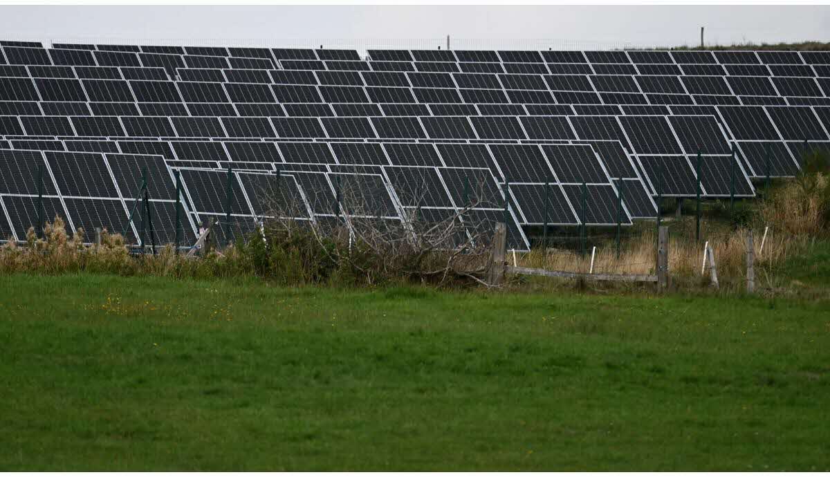 découvrez les avis sur les panneaux photovoltaïques : avantages, inconvénients et retours d'expérience d'utilisateurs. informez-vous avant de faire le choix d'investir dans l'énergie solaire.