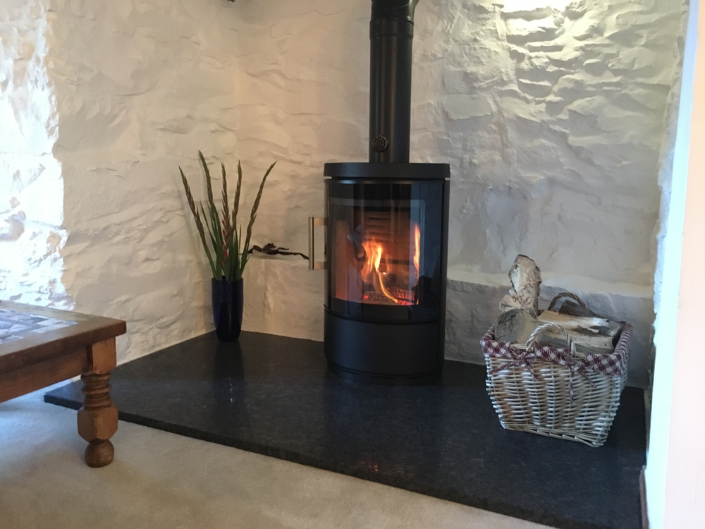 découvrez notre avis sur les poêles à granulés : performance, avantages, inconvénients et conseils d'achat pour vous aider à choisir le meilleur modèle.