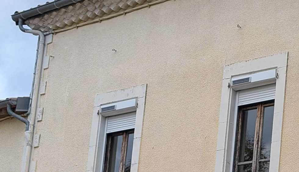 découvrez notre guide complet sur les avis concernant les volets solaires. informez-vous sur les avantages, les inconvénients et l'opinion des utilisateurs pour faire le meilleur choix pour votre maison.