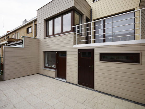 découvrez le bardage photovoltaïque (pv), une solution innovante alliant esthétique et performance énergétique pour moderniser vos bâtiments tout en produisant de l'électricité renouvelable.