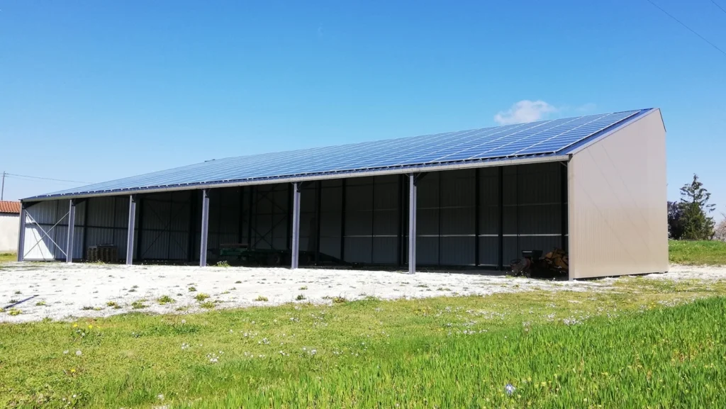 découvrez comment bénéficier d'un bâtiment agricole photovoltaïque gratuit, une solution innovante pour produire votre propre énergie tout en réduisant vos coûts. optez pour une agriculture durable et autonome grâce à des subventions et des aides disponibles.