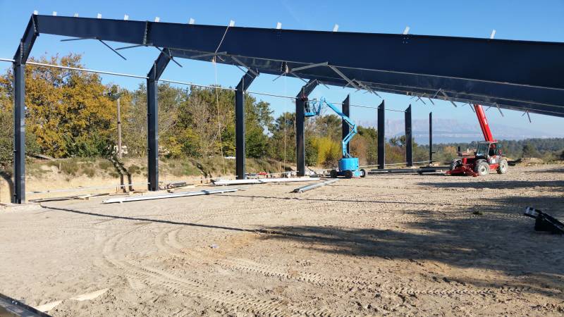 découvrez comment obtenir un bâtiment solaire gratuit grâce à nos conseils pratiques et nos solutions innovantes. profitez de l'énergie renouvelable sans frais et transformez votre espace avec des installations durables et respectueuses de l'environnement.