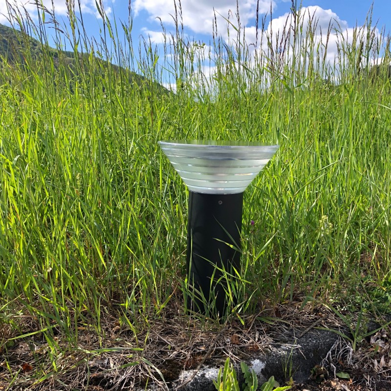 découvrez nos bordures solaires élégantes et pratiques, parfaites pour illuminer vos extérieurs tout en apportant une touche moderne. écologiques et économiques, elles sont idéales pour délimiter vos allées, jardins et terrasses, tout en créant une ambiance chaleureuse. optez pour une solution d'éclairage durable et esthétique!