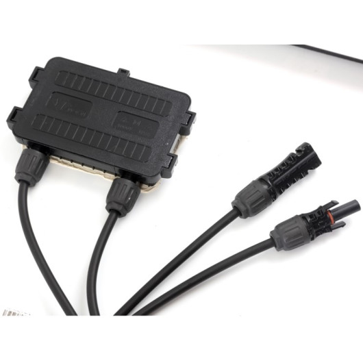 découvrez notre sélection de câbles pour panneaux solaires adaptés aux camping-cars, offrant une connexion fiable et efficace pour alimenter vos appareils en toute autonomie lors de vos voyages. idéal pour les aventuriers à la recherche de solutions énergétiques durables.