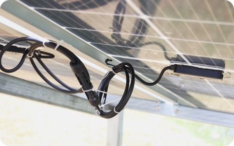 découvrez notre guide complet sur les câbles photovoltaïques, essentiel pour optimiser l'installation de vos panneaux solaires. apprenez à choisir le bon type de câble, à en comprendre les caractéristiques techniques, et à garantir un fonctionnement efficace et durable de votre système énergétique.