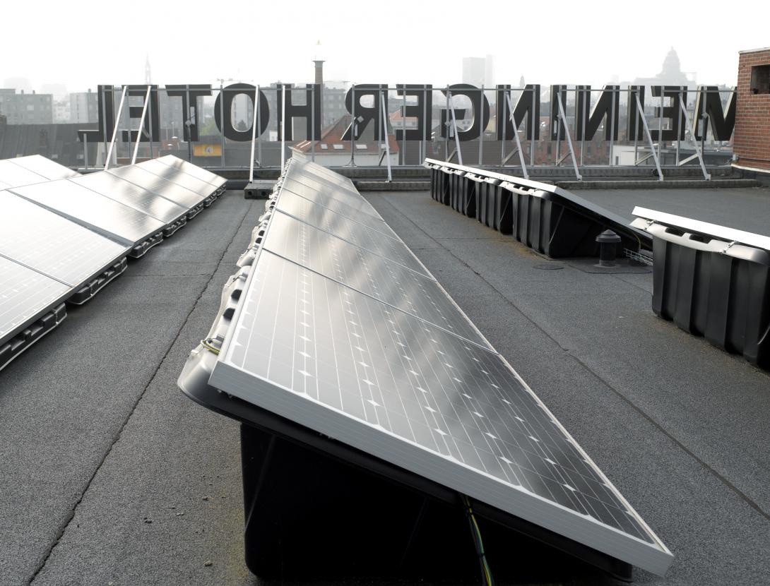 découvrez comment effectuer le calcul de lestage solaire pour optimiser l'installation de vos panneaux solaires. suivez notre guide pour garantir une performance optimale et un maintien sécurisé de vos systèmes photovoltaïques.