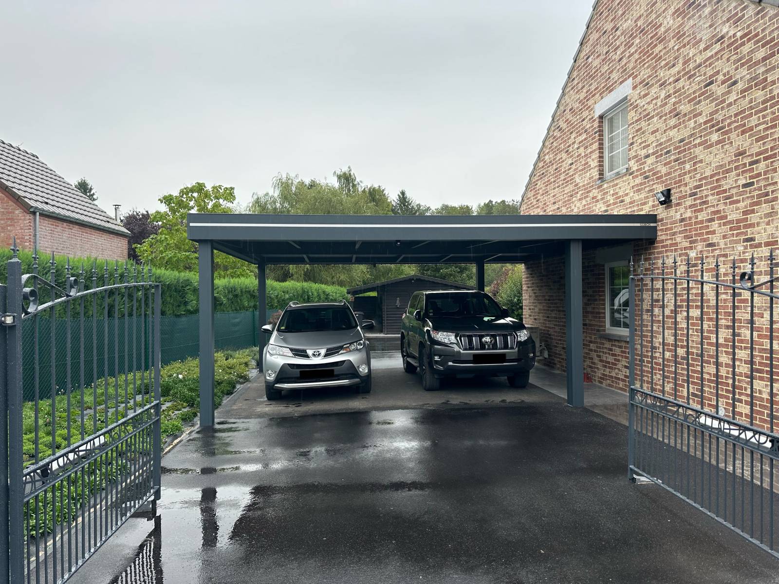 découvrez les avantages du carport solaire en belgique : une solution innovante pour protéger votre véhicule tout en générant de l'énergie renouvelable. faites le choix d'un habitat durable et économique.
