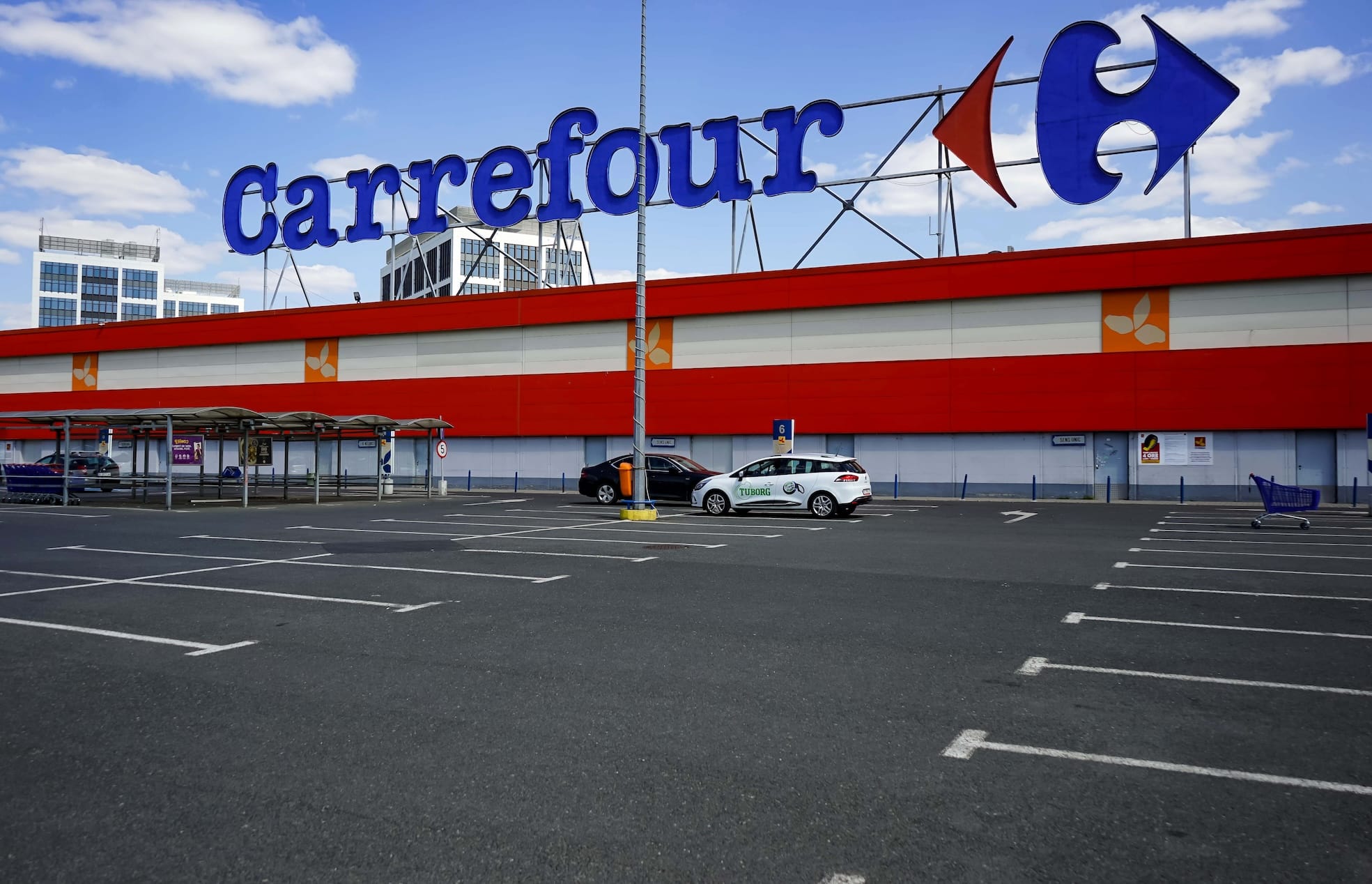découvrez carrefour solaire, votre guide incontournable pour une transition énergétique réussie. explorez nos solutions innovantes en matière d'énergie solaire pour optimiser votre consommation et réduire votre empreinte carbone. rejoignez le mouvement vers un avenir énergétique durable.