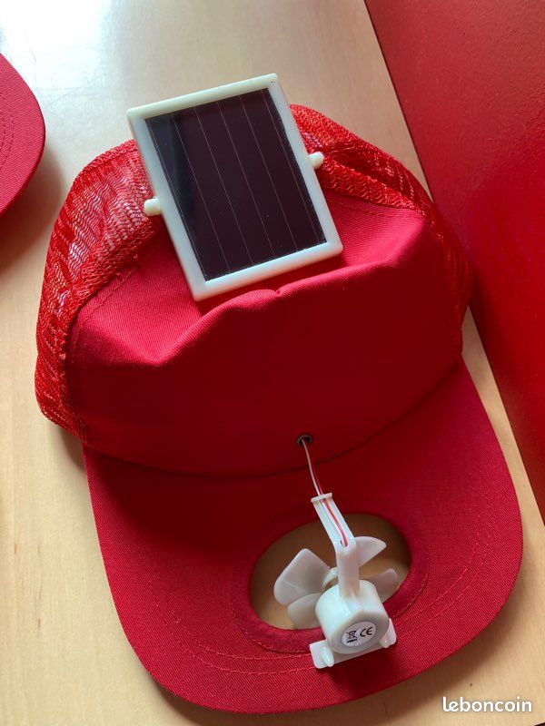 découvrez notre casquette solaire innovante, conçue pour vous protéger du soleil tout en restant à la mode. parfaite pour vos activités en extérieur, elle allie confort et style. ne laissez pas le soleil vous freiner, équipez-vous dès maintenant!
