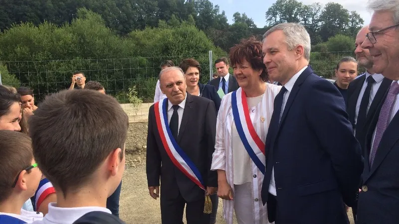 découvrez la centrale photovoltaïque de baud, une installation innovante dédiée à la production d'énergie solaire. engagez-vous pour un avenir durable en soutenant cette initiative verte qui contribue à la transition énergétique.