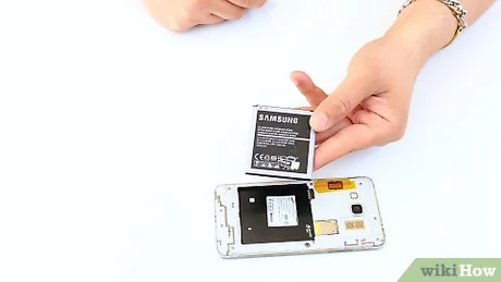 découvrez comment charger une batterie lithium sans chargeur grâce à des méthodes alternatives pratiques et sûres. apprenez des astuces et techniques pour recharger vos batteries dans des situations d'urgence ou lorsque vous êtes en déplacement.