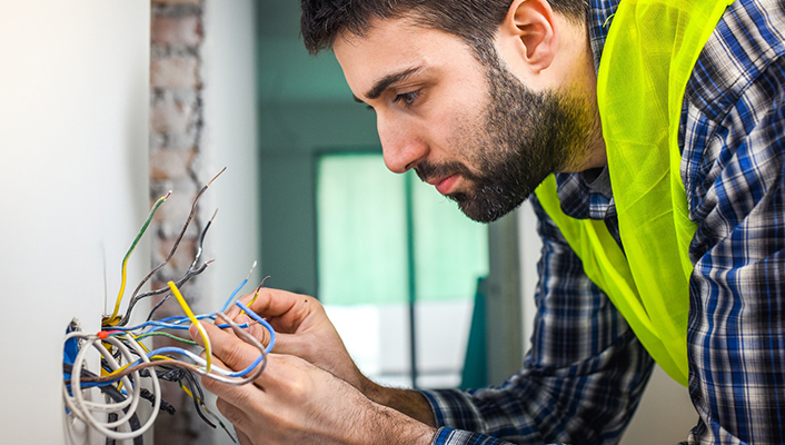découvrez les différentes couleurs de fils pour courant continu (dc) et leur utilisation dans les installations électriques. apprenez à choisir le bon fil selon vos besoins techniques et améliorez la sécurité de vos projets électriques.