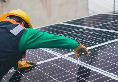 découvrez le consuel photovoltaïque, un certificat essentiel pour valider l'installation de panneaux solaires. assurez-vous de respecter les normes électriques et d'optimiser la sécurité de votre système énergétique grâce à ce document clé.