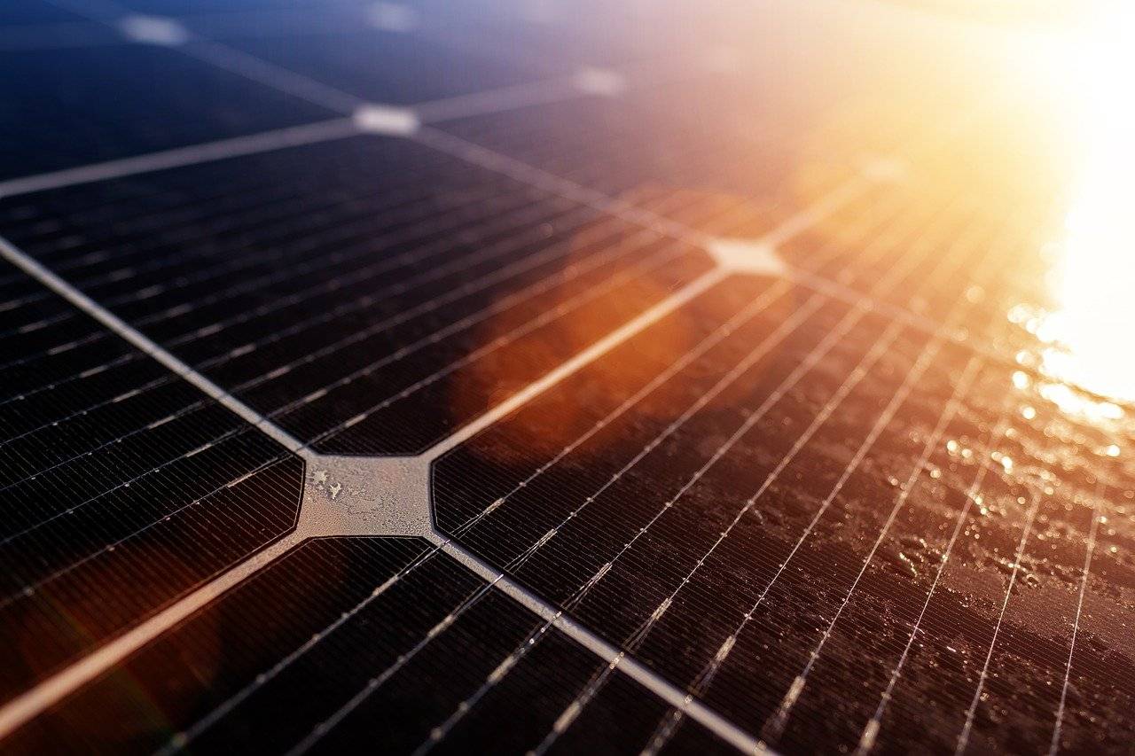 découvrez tout ce qu'il faut savoir sur les contrats photovoltaïques : avantages, types de contrats, aides financières et conseils pour optimiser votre installation solaire. investissez dans l'énergie renouvelable et réduisez vos factures d'électricité tout en contribuant à la protection de l'environnement.