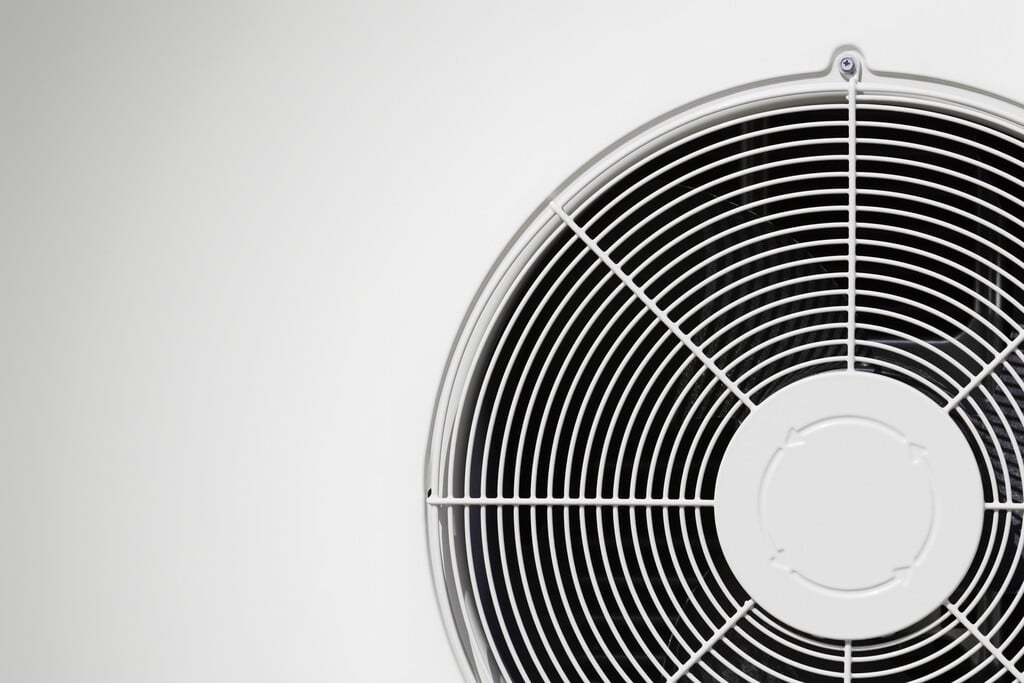 découvrez comment couper efficacement votre vmc pour optimiser le confort thermique de votre intérieur. nos conseils pratiques vous aideront à gérer la circulation d'air frais, tout en maintenant une ambiance agréable chez vous.