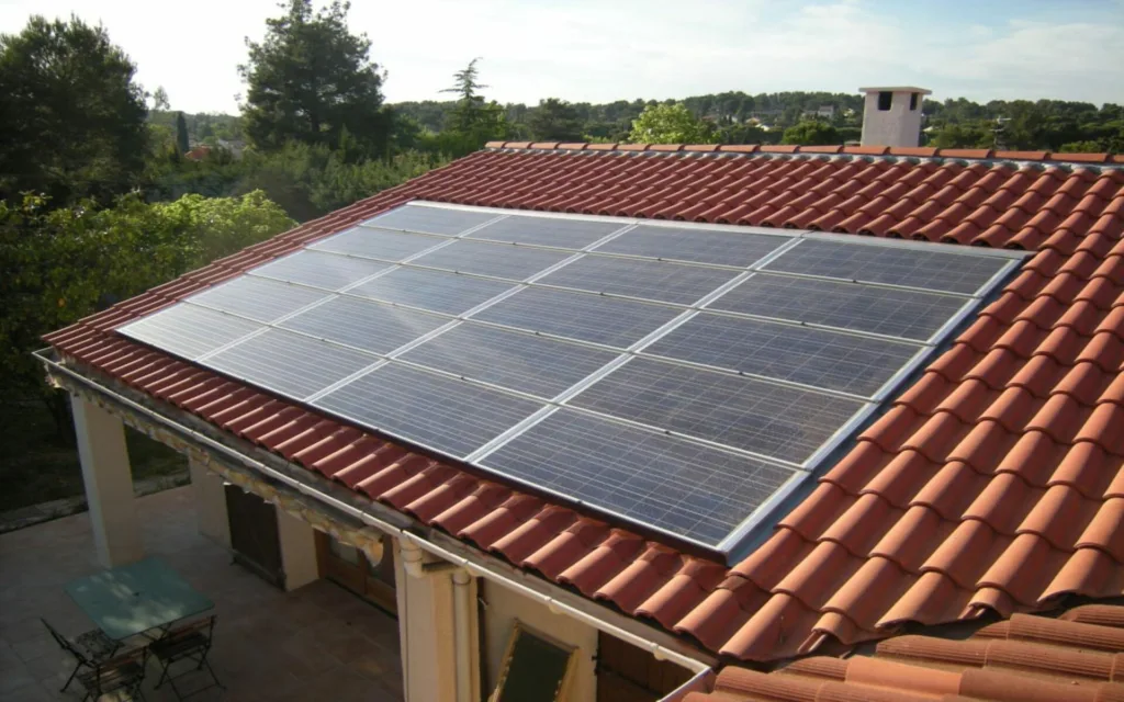 découvrez le coût d'installation d'un système photovoltaïque de 6 kwc, comprenant une analyse détaillée des prix, des subventions potentielles et des retours sur investissement. informez-vous pour optimiser votre projet solaire et réduire vos factures d'énergie.