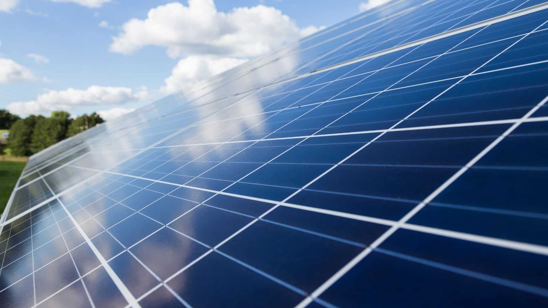 découvrez comment créer un système photovoltaïque efficace pour produire de l'énergie renouvelable. apprenez les étapes clés, les matériaux nécessaires et les conseils pratiques pour transformer la lumière du soleil en électricité. idéal pour les particuliers et les professionnels souhaitant réduire leur empreinte carbone.