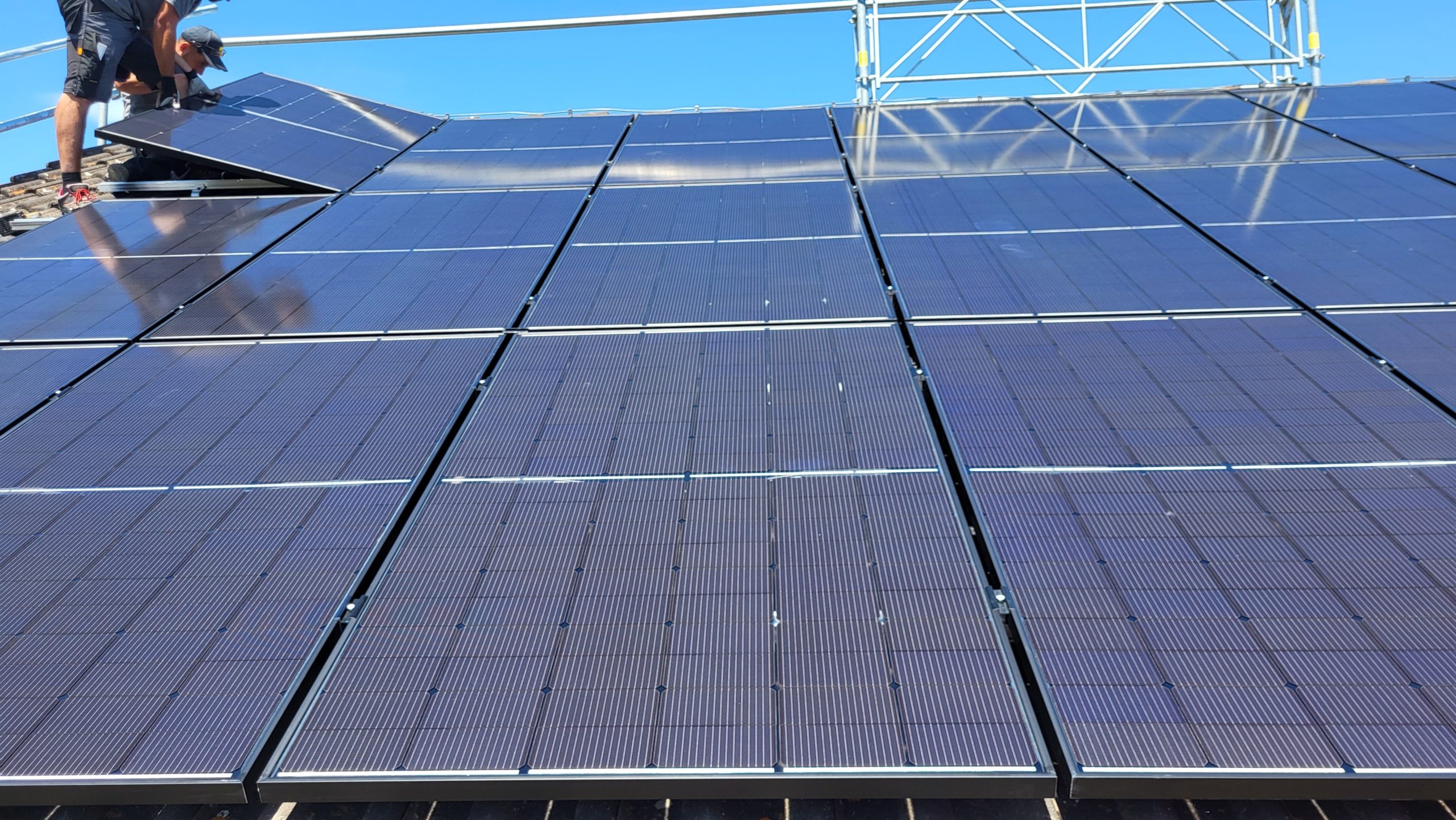découvrez les principales déceptions rencontrées dans l'usage des panneaux photovoltaïques. apprenez à éviter les pièges courants et à maximiser l'efficacité de votre installation solaire. informez-vous sur les attentes réalistes et les solutions pour un investissement réussi.