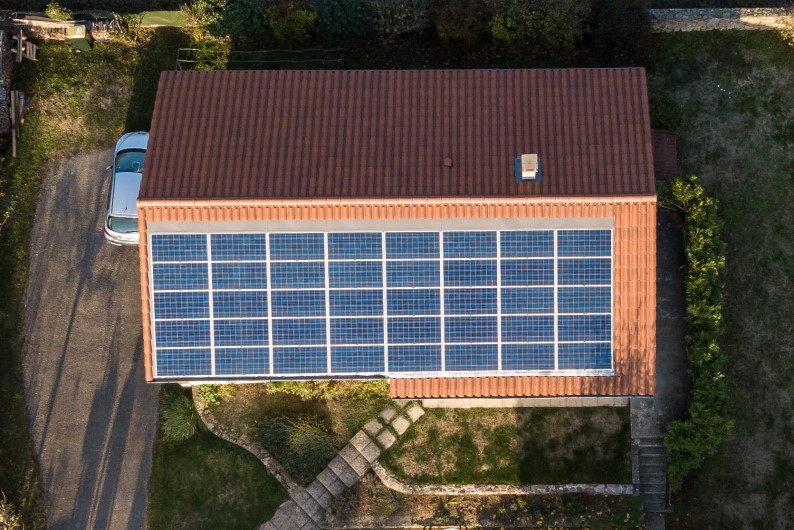 découvrez comment effectuer votre déclaration enedis pour l'installation de panneaux solaires. informations pratiques, démarches nécessaires et conseils pour optimiser votre démarche d'autoconsommation et respecter les réglementations.